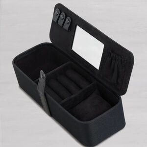 BEIS “The Jewelry Case” Black Travel Accessory Organizer